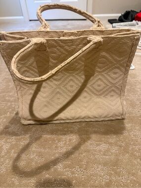 Woven Cream Diamond-Pattern Tote Bag with Top Handles